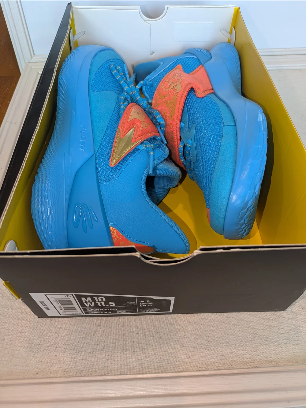 Under Armour Curry Flow 1 HFD NWOB Blue Orange Gold Basketball Shoes Mens 10